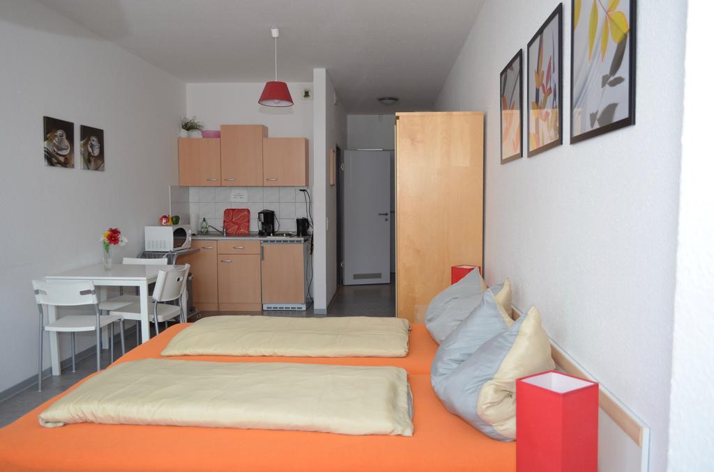 Ferienwohnung Zentrum/Hauptbahnhof Leipzig Bagian luar foto