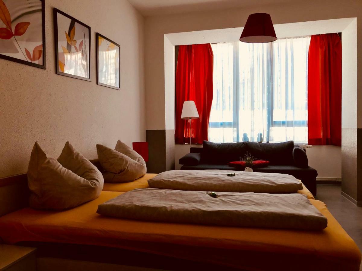 Ferienwohnung Zentrum/Hauptbahnhof Leipzig Bagian luar foto